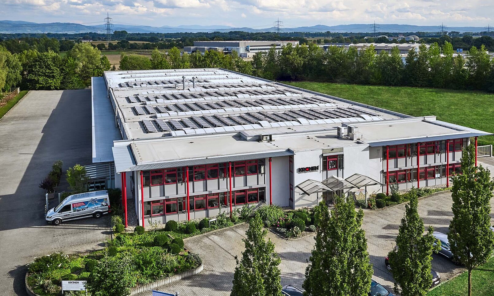 Sites Le siège de KRONEN est situé à Kehl, en Allemagne, dans le quartier de Goldscheuer. Nos solutions sont « made in Germany ». Nous avons également bâti un réseau international.